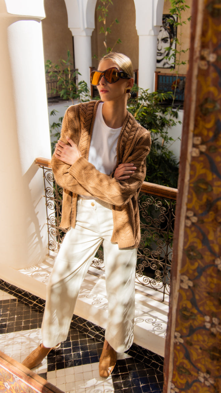 Dames Vest met kabelmotief in cashmere camel | Alix