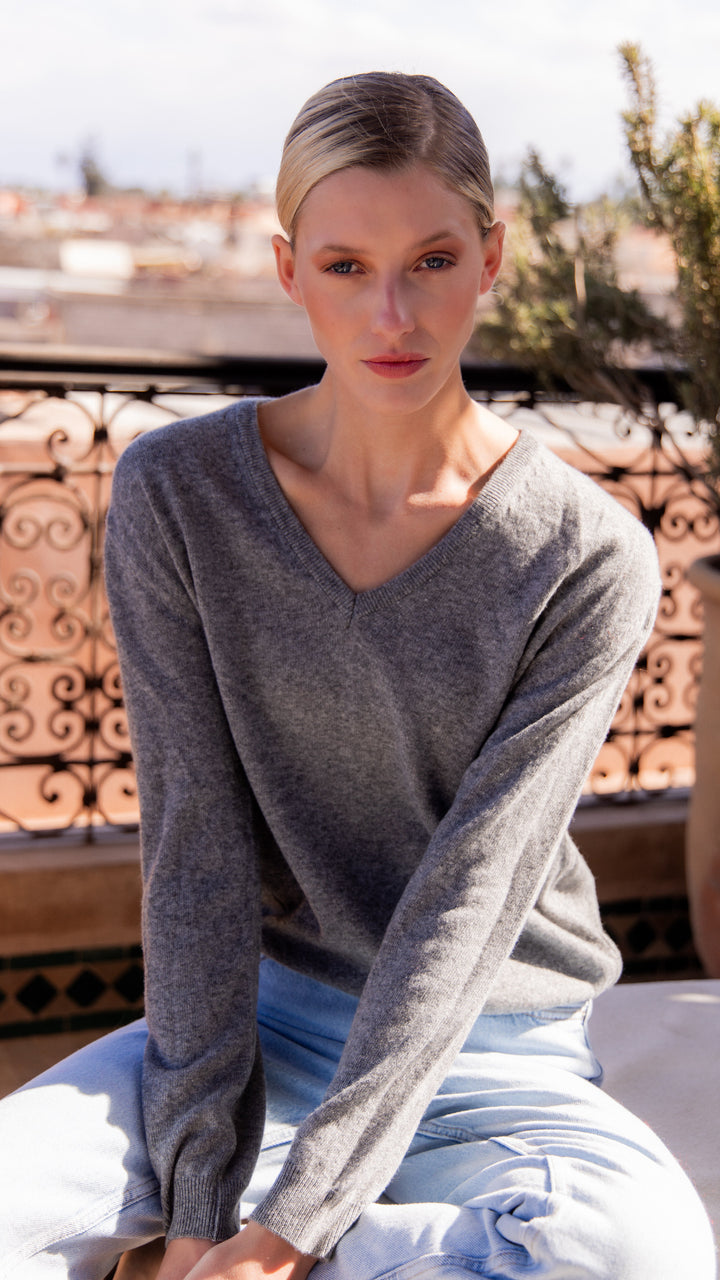 Dames pull cashmere grijs met v-hals  | Manon