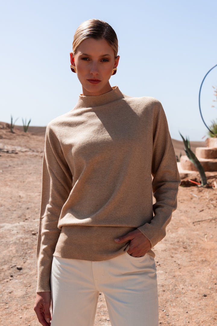 Dames pull cashmere camel Sandrine met opstaande kraag