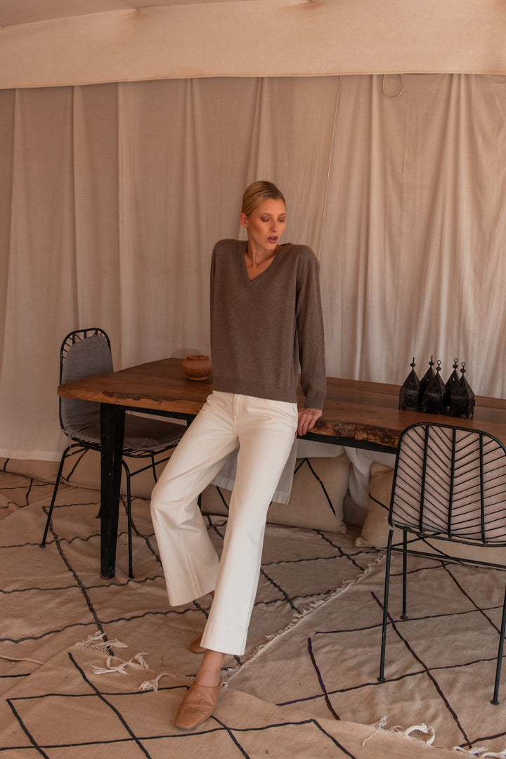 Dames pull cashmere met v-hals taupe  | Manon