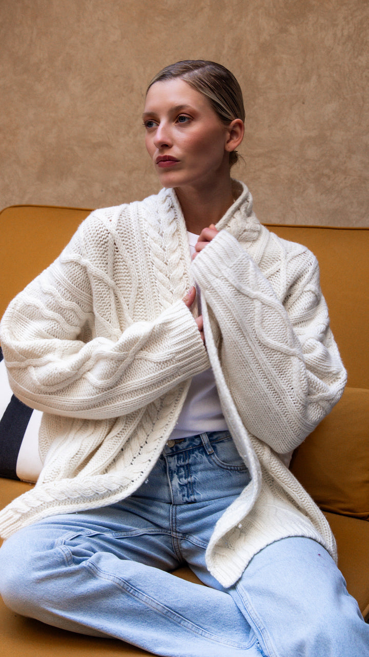 Dames Vest met kabelmotief in cashmere wit | Alix