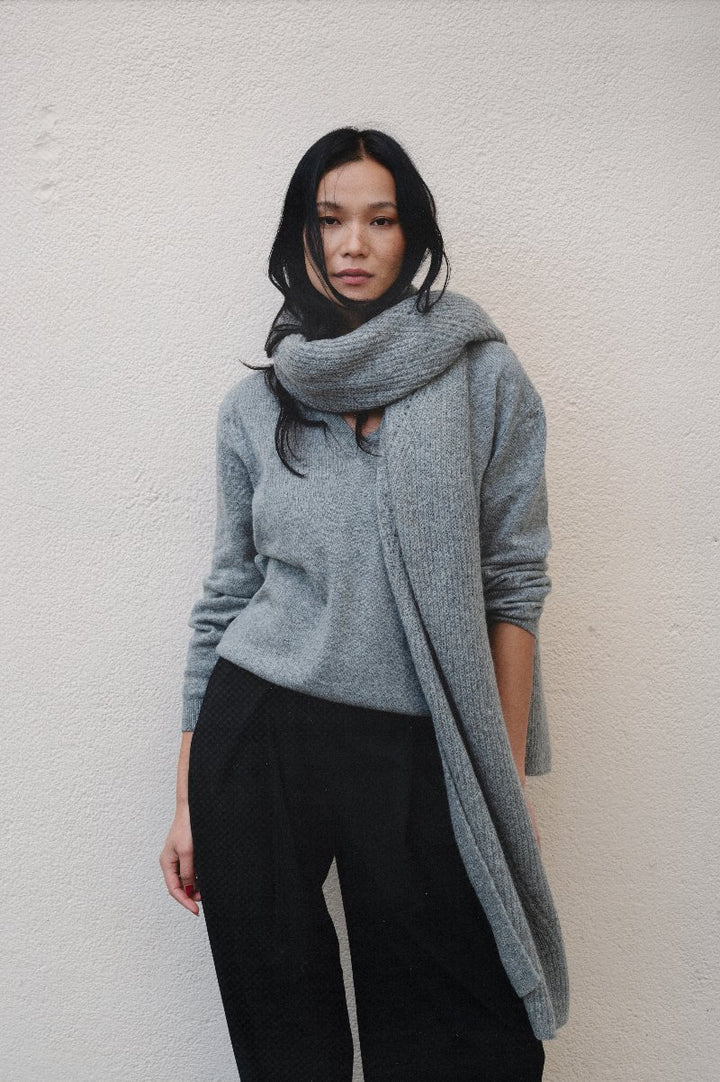 Manon pull V-neck gray cashmere